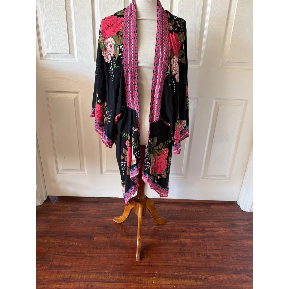 Flying Tomato Kimono Cardigan S/M Black Floral Boho Asymmetrical Open Front